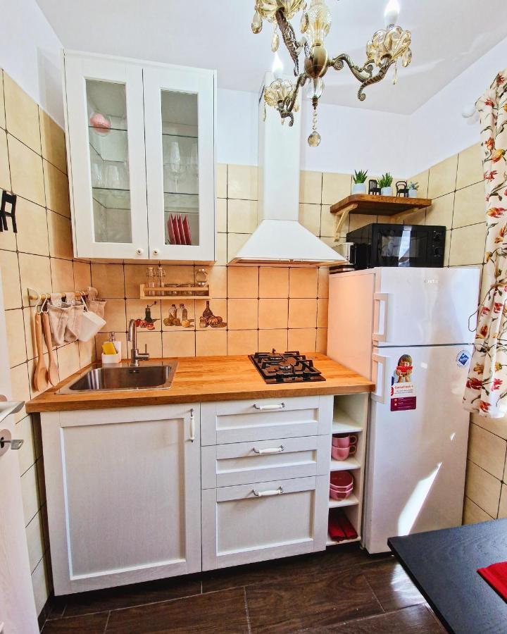 Amor Tirol Bușteni Exterior foto