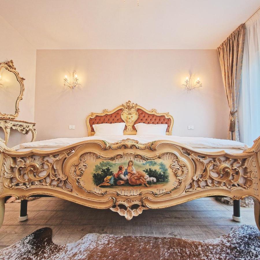 Amor Tirol Bușteni Exterior foto