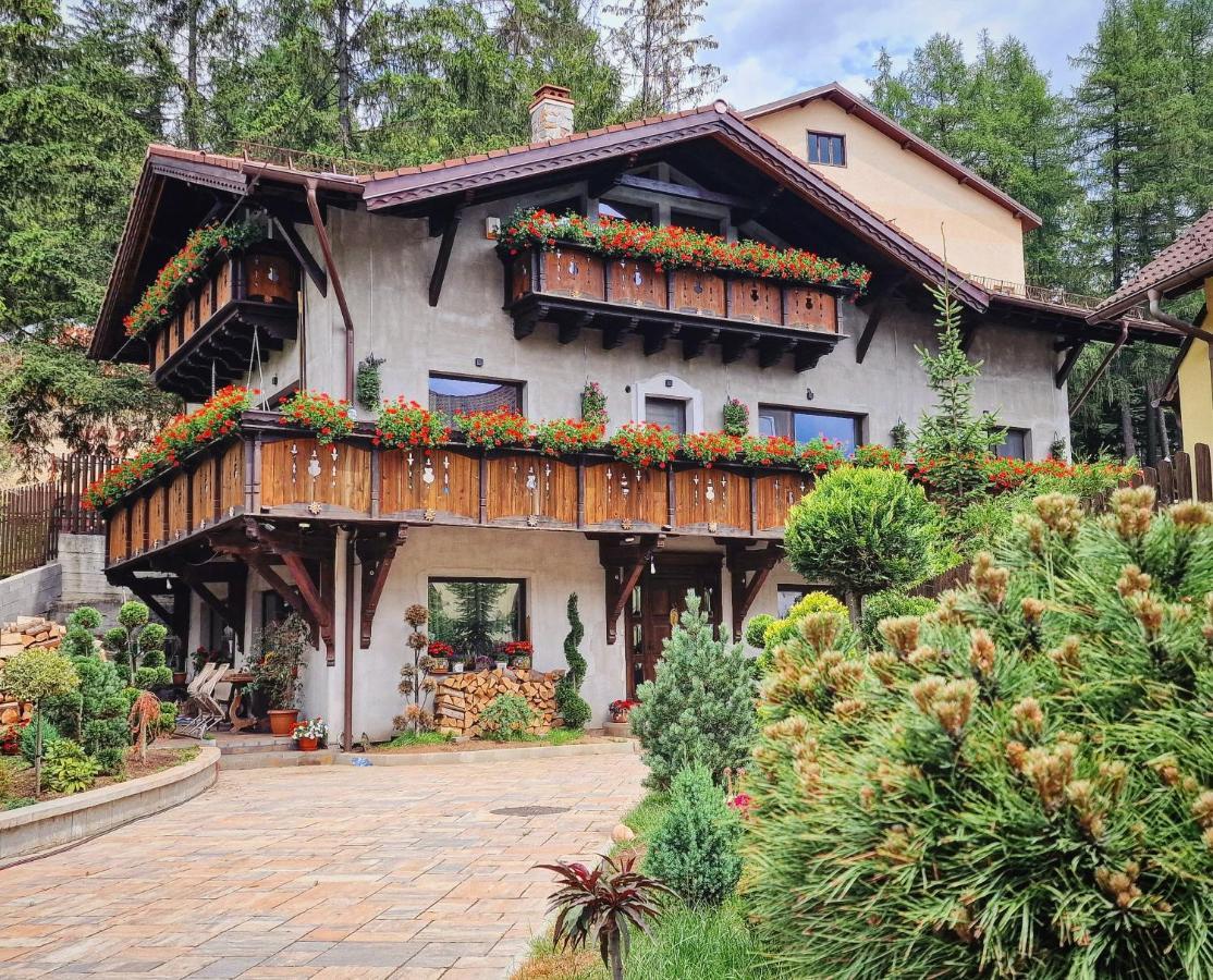 Amor Tirol Bușteni Exterior foto