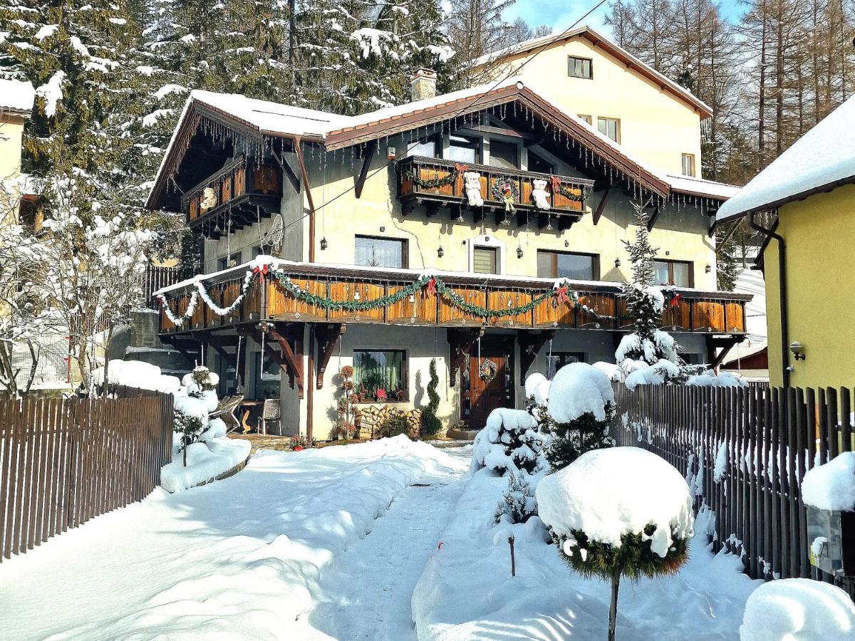 Amor Tirol Bușteni Exterior foto